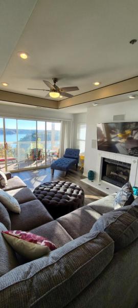 Emerald Bay 3br with boat slip